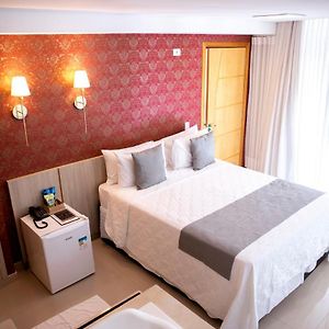 Deluxe Suite Spa Bath